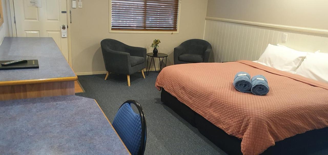 Dirranbandi Motor Inn Exteriér fotografie